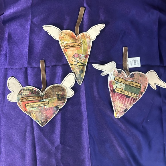 Demdaco Kelly Rae Roberts
Set of 3 Winged Cloth
Inspiration Ornaments - Picture 2 of 11